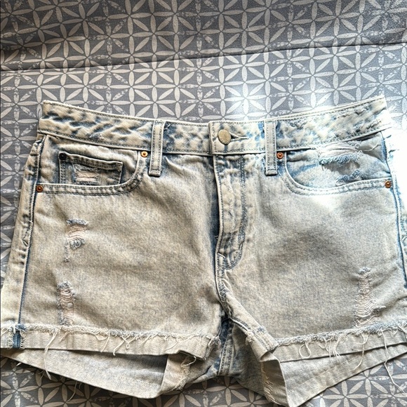 Bundle of 2 GAP Denim Shorts Size 27! - Picture 10 of 15